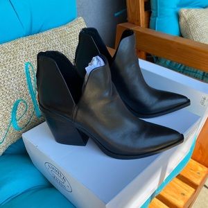 Steve Madden Alyse Bootie 
